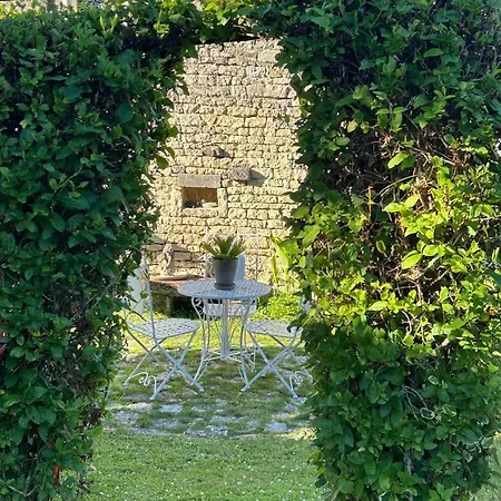 Maison De Charme A Sigogne, Proche De Cognac, Barbecue Inclus. Semesterbostad Sigogne